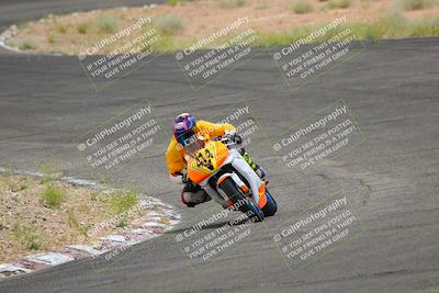 media/Jun-04-2022-WERA (Sat) [[b852bbbd55]]/Race 8 Superbike Expert Novice V7 HW/